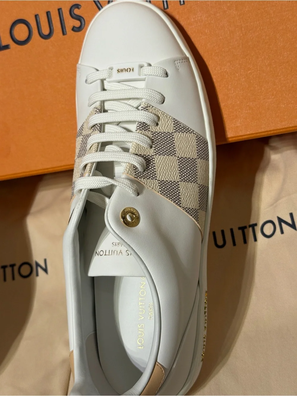 Louis Vuitton White & Beige Damier Azur *NEW* unused w/ box, EU 40.5 / 40 1/2 🔥
